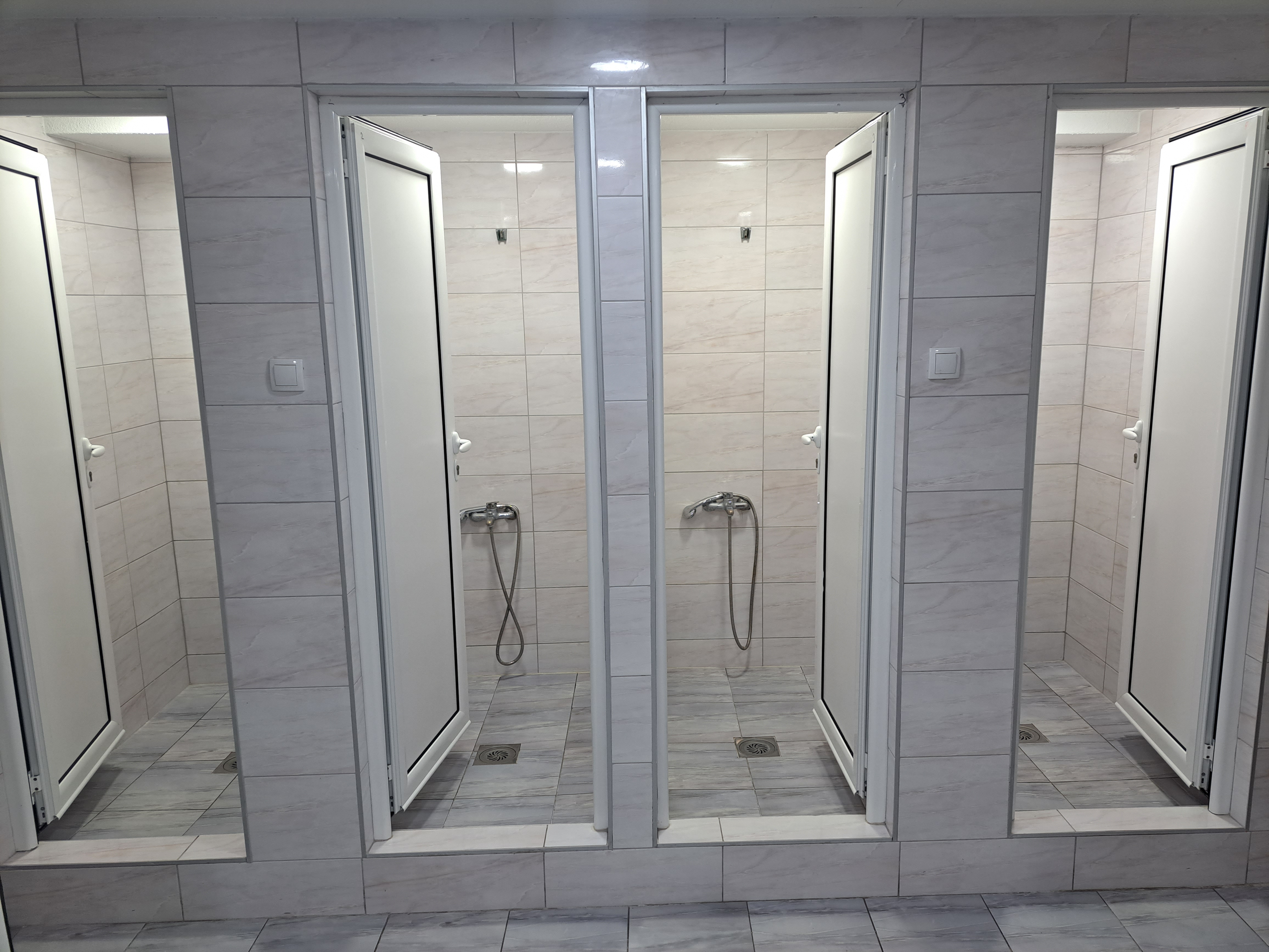 Ученичке просторије – Купатило 3